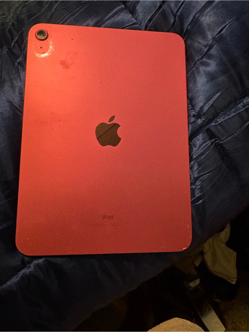 Apple iPad - Bold Red Back Panel